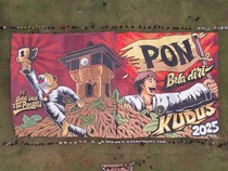 Mahakarya di Balik Tifo Raksasa PON Bela Diri 2025 Kudus