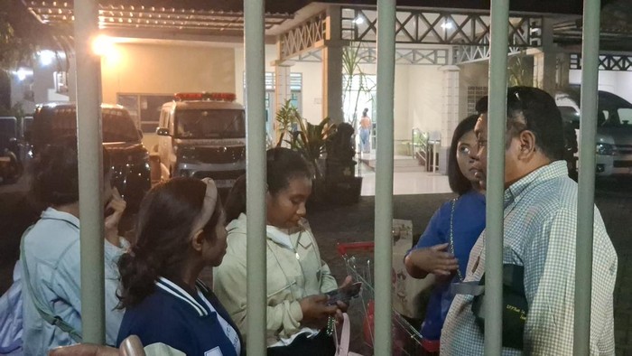 Warga kembali geruduk panti jompo yang viral diduga menyekap karyawati