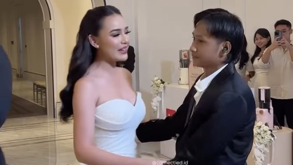 Kata Fajar Sadboy Hadiri Resepsi Intimate Amanda Manopo, Dapat Suvenir TV dan LM