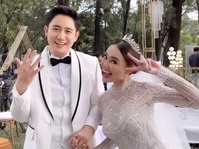 Amanda Manopo dan Kenny Austin saat menikah dalam sinetron Cinta Yasmin pada 2024.