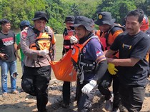 Siswa MA Tenggelam di Sungai Saddang Enrekang Ditemukan Tewas