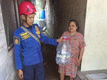 Emak-emak Boyolali Didatangi Ular Kobra Saat Memasak di Dapur