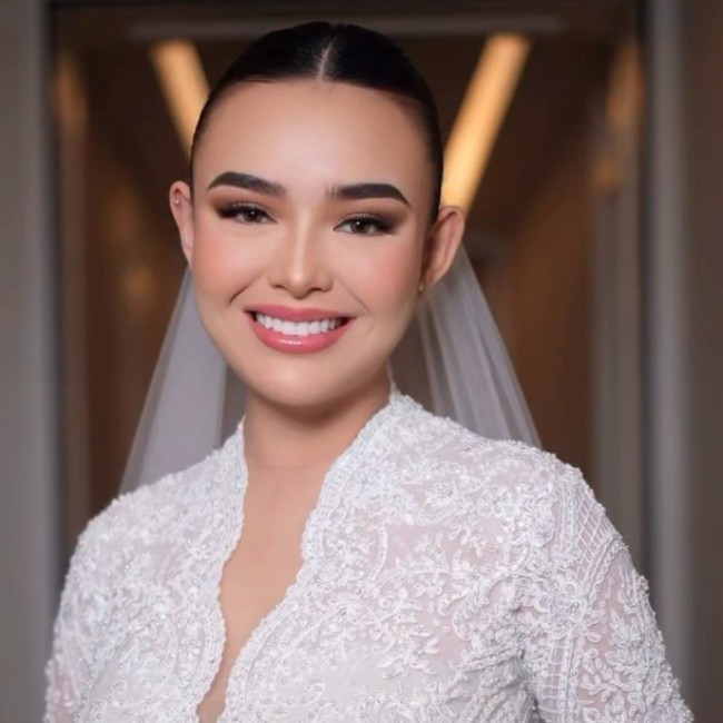 Inspirasi Makeup Pengantin Amanda Manopo, Flawless Elegan