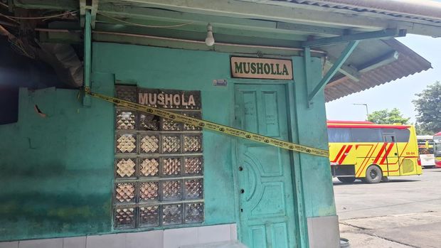 Musala Terminal Kalideres, Jakarta Barat, TKP penemuan mayat ibu dan bayi