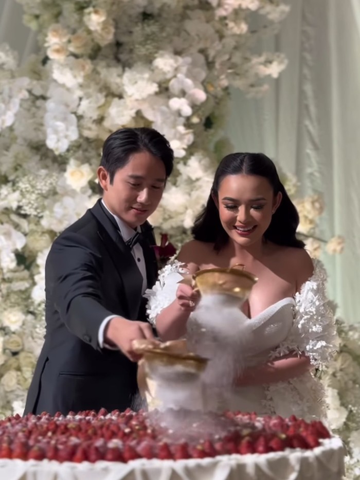 Pernikahan Amanda Manopo dan Kenny Austin.