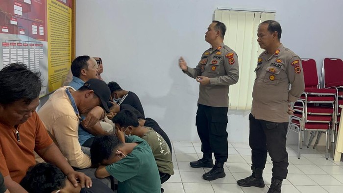 Remaja geng motor di Jambi menangis dan meminta maaf ke orang tua usai ketangkap polisi