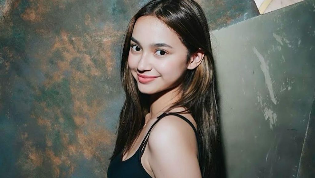 Sydney Azzkasyah Ultah, Cut Tari Beri Ucapan Manis