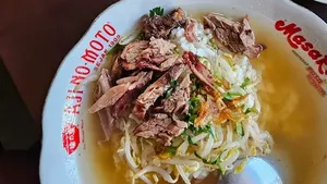 Dijamin Nikmat! Makan di 8 Warung Soto Mbah Legendaris di Jawa