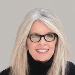 Diane Keaton Berjuang Melawan Kanker Kulit dan Bulimia Sepanjang Hidupnya