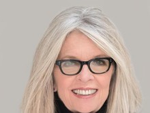 Diane Keaton Berjuang Melawan Kanker Kulit dan Bulimia Sepanjang Hidupnya