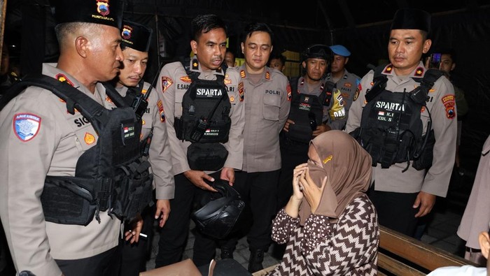 Emak-emak pencopet di Haul Solo ditangkap, Sabtu (11/10/2025).