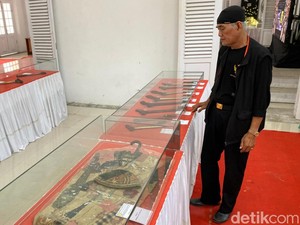 Penjaga Warisan Arya Wiralodra: Kisah Dasuki dan Pusaka Indramayu