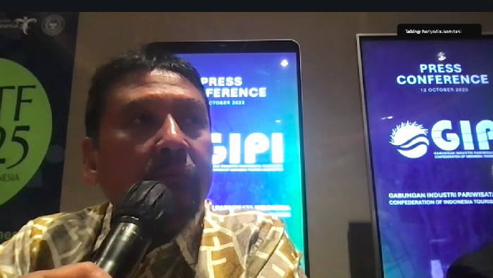 Konferensi pers GIPI bertajuk Menilik Kondisi Pariwisata di tengah dinamika Undang-Undang Pariwisata Terbaru, Jakarta, Minggu (12/10/2025).