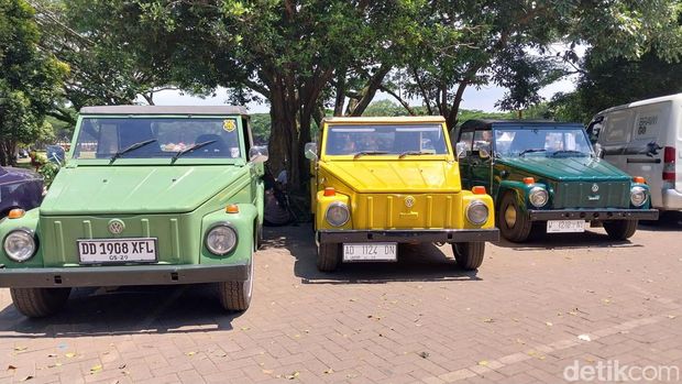 Ratusan mobil Volkswagen (VW) unjuk gigi dalam event bertajuk 