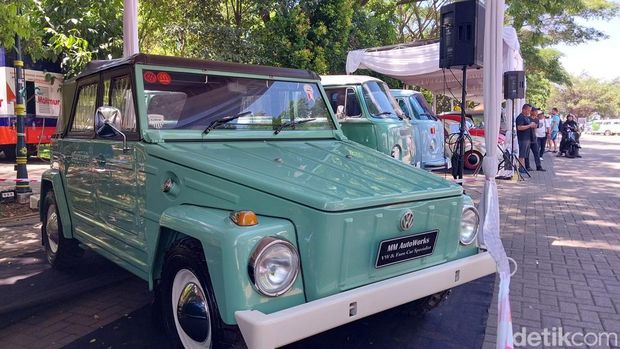 Ratusan mobil Volkswagen (VW) unjuk gigi dalam event bertajuk 