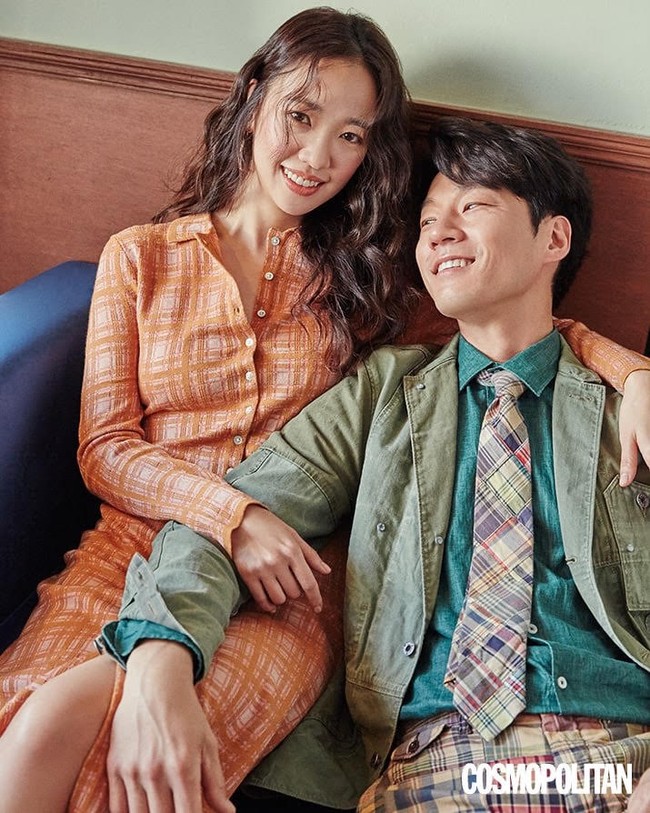 Pasangan aktor aktris Korea ini pertama kali bertemu di lokasi syuting drama Smile, You. Keduanya menikah pada 2011. Lee Chun Hee dan Jun Hye Jin kemudian pernah terlibat di drama yang sama lagi pada 2018 berjudul May 32. Foto: Dok. Instagram