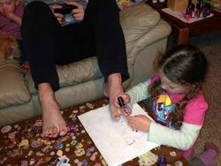 Perbedaan Ibu dan Ayah Saat Bersama Si Buah Hati, Lucu-lucu Deh