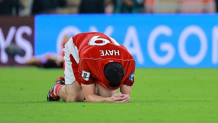 Soccer Football - FIFA World Cup - AFC Qualifiers - Group B - Iraq v Indonesia - King Abdullah Sport City, Jeddah, Saudi Arabia - October 11, 2025 Indonesias Thom Haye looks dejected after the match REUTERS/Stringer