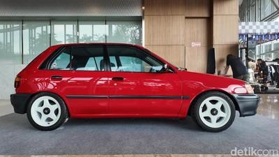 Tampang Klimis Toyota Starlet Belgia Milik Raffi Ahmad