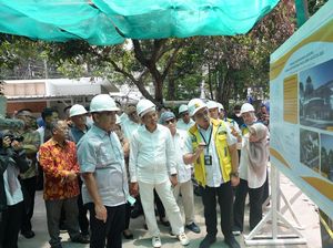 Ahmad Muzani Tinjau Renovasi Mes MPR di Bandung yang Sempat Dibakar Massa