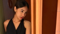 Anya Geraldine mengatakan memang bahasa cintanya ke seseorang seperti itu. Ya itu kan namanya bucin. Tapi menurut aku, ada 1.001 cara mengekspresikan cinta, nah aku merasa itu dari bahasa aku, katanya. (Foto: dok Instagram anyageraldine)