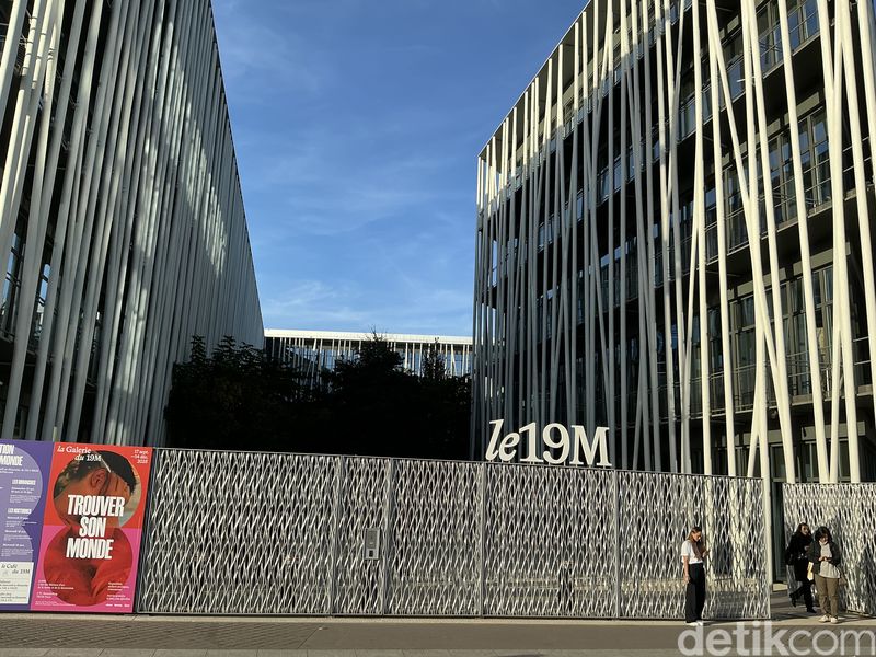 Berkunjung ke Pusat Artisan Chanel di Le 19M Paris Berkunjung ke Pusat Artisan Chanel di Le 19M Paris