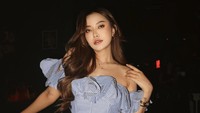 Dian Soediro bahagia sekaligus khawatir jadi terkenal. Happy, tapi banyak worry-nya juga, karena semakin tinggi, semakin banyak juga angin yang menerpa ya, jadi sekarang lebih berhati-hati, ujarnya dilihat di YouTube Inserlive, Senin (13/10/2025). (Foto: dok Instagram diansoediro_)