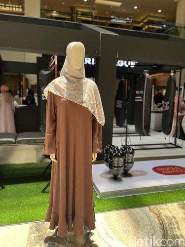 Brand hijab dan busana muslim syari, Si.Se.Sa memperkenalkan lini brand terbaru, yaitu Si.Se.Sa Abaya, Si.Se.Sa Basic danSi.Se.Sa Black melalui Pop Up Store yang ada di Food Society A, Mall Kota Kasablanka mulai hari ini 13-19 Oktober 2025.