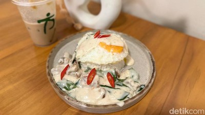 Kafe Galeri Ini Punya Nasi Goreng Kecombrang dan Buttermilk Chicken Enak