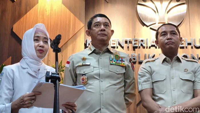 Kementerian Kehutanan dan BMKG akan memodifikasi cuaca di Riau untuk mencegah karhutla (Kurniawan F/detikcom)