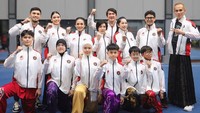 Kris Dayanti makin menyala pada usia 50 tahun. Penyanyi dan mantan anggota DPR RI itu sedang berlatih menuju kejuaraan internasional wushu bersama dengan atlet-atlet lainnya dan akan mewakili Indonesia. Foto: Instagram @krisdayantilemos