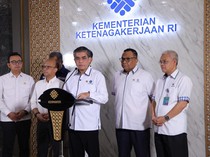 Buruh Minta UMP 2026 Naik 8,5%, Menaker: Aspirasinya Kita Tampung