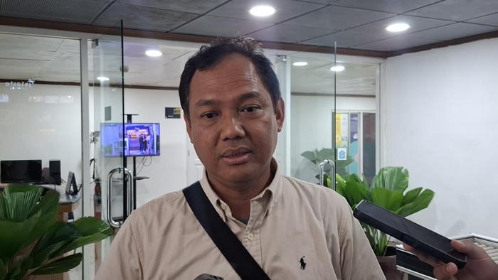 Staf khusus Gubernur DKI Jakarta Bidang Pakar Tata Kota, Nirwono Joga, di Balai Kota Jakarta, Senin (13/10/2025).