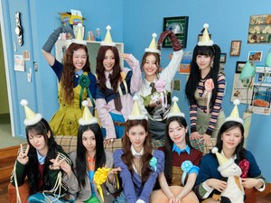 Rayakan Debut 10 Tahun: TWICE Rilis Lagu ME+YOU, Ini Lirik Lengkapnya!