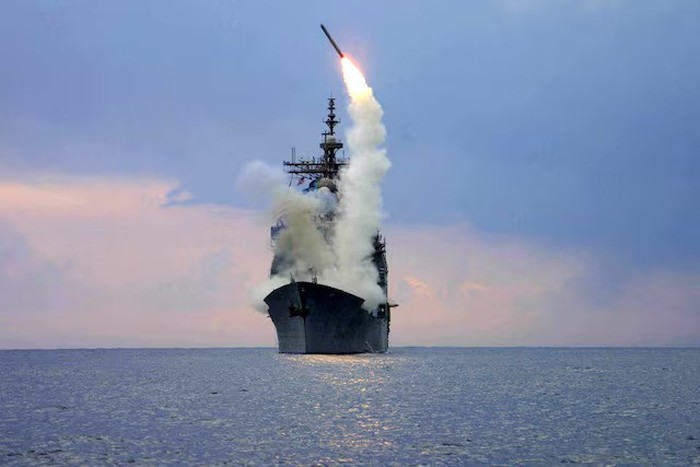 A Tomahawk Land Attack Missile (TLAM) is launched from the guided missile cruiser USS Cape St. George, March 23, 2003. REUTERS/U.S. Navy/Intelligence Specialist 1st Class Kenneth Moll/File Photo Purchase Licensing Rights