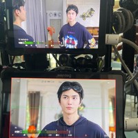 Idol yang kini aktif dengan nama XngHan itu juga mengejutkan penggemar dengan penampilannya sebagai cameo sinetron Indonesia, Asmara Gen Z. Foto: dok. Twitter @XngHan_official