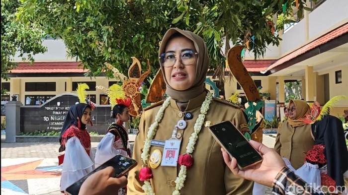 Wakil Wali Kota Solo, Astrid Widayani ditemui di SD Kemasan, Senin  (13/10/2025)