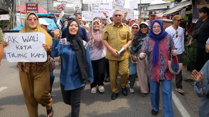 Wali Kota Tangsel Benyamin Davnie menolak wacana akses Jalan Serpong-Parung, Tangsel, akan ditutup oleh Badan Riset dan Inovasi Nasional (BRIN), Senin (13/10/2025).