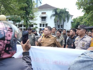 Pemkot Tawarkan Alternatif Lokasi Bebas Sewa-Parkir Liar ke Pedagang Losari