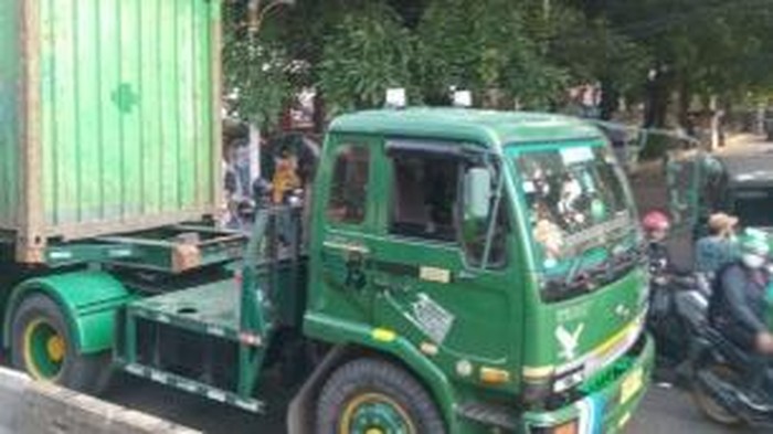 Ada Truk Mogok di Tanjung Duren, TransJ Koridor 8 dan 9 Alami Keterlambatan
