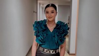 Cantika Davinca mengaku masih trauma duduk di kabin depan mobil. Masih trauma, gak berani duduk di depan. Soalnya yang ringsek itu bagian depan kursi, ujarnya. (Foto: dok Instagram cantika_davinca)