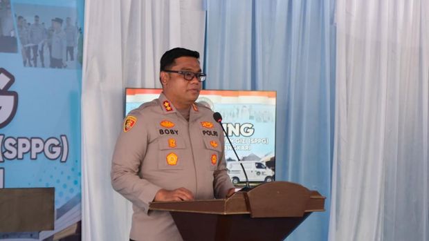 Dapur SPPG Polres Kampar mulai beroperasi. Kapolda Riau Irjen Pol Herry Heryawan meresmikan secara langsung Dapur SPPG Polres Kampar, Selasa (14/10/2025).