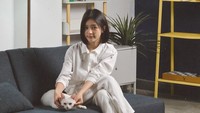 Rambut nya bagus cantik, komentar akun harus****. Cakep bener anak om Surya, beber akun ever****. cantik bgttt, terang akun gdtre****. cakep banget, ungkap akun dhyre****. Cantiknya, tutur akun lainnya. Foto: dok instagram Elsa Japasal