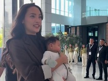 Erika Carlina Bagi Pengalaman Parenting