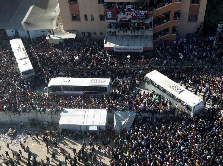 Gaza Bergemuruh Sambut Pulangnya 2.000 Tahanan Palestina