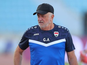 Pelatih Irak Graham Arnold Minta FIFA Tunda Playoff Piala Dunia 2026