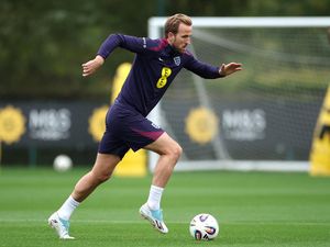 Inggris Krisis Nomor Sembilan, Siapa Pewaris Harry Kane?