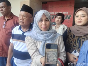 Fakta-fakta Sajadah Rp 29 Juta Yai Mim Dibakar hingga Barang Mewah Raib