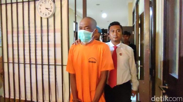 Kakek pelaku pencabulan di Pangandaran.