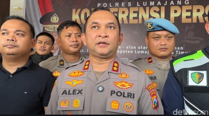Kapolres Lumajang AKBP Alex Sandy Siregar